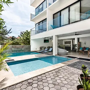 Aparthotel Velas City And Pool View, Puerto Morelos